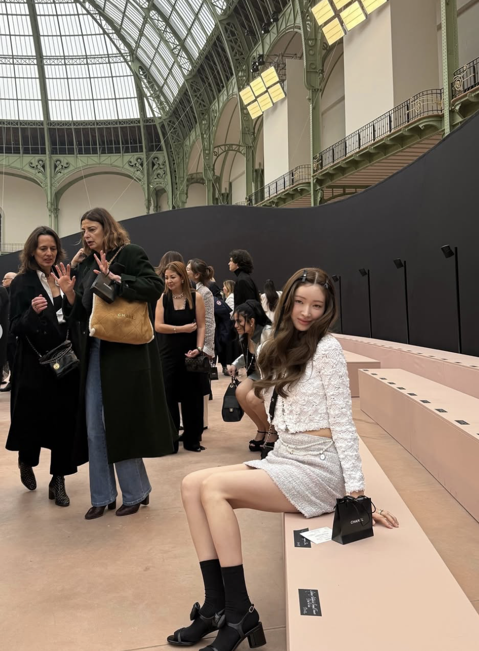 Cha Jung-won's profile shot, radiating confidence and style.