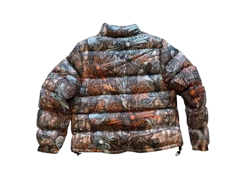 Blackpink Lisa walking in the snow