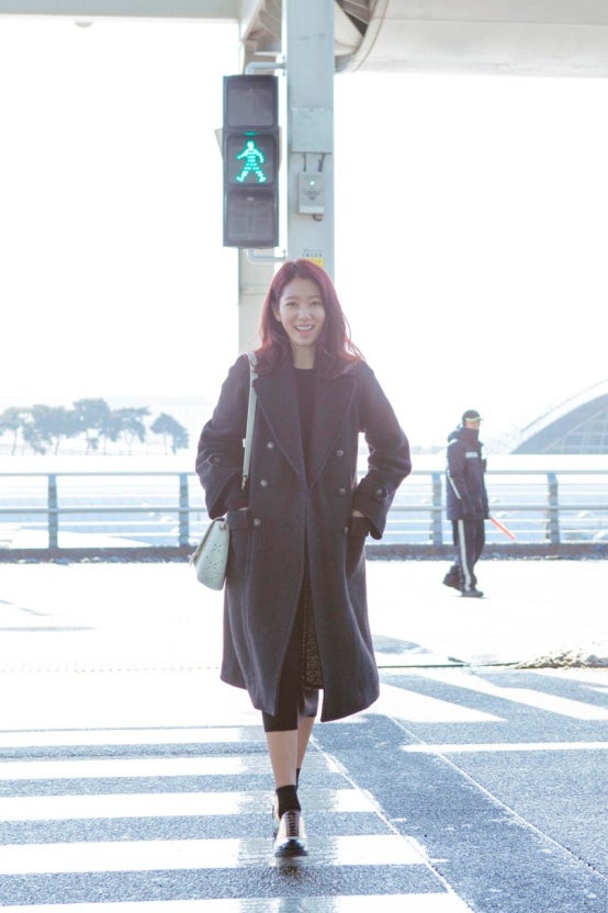 Park Shin-hye Chanel airport fashion 9