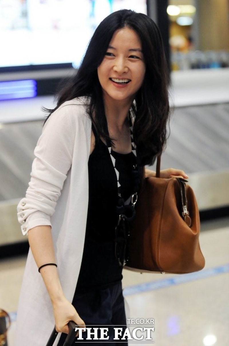 Close-up of Lee Young Ae's serene expression.