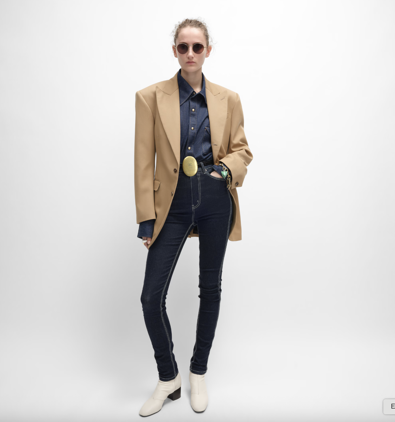 Minimalist yet fashionable Celine jacket styling by Lee Na-young