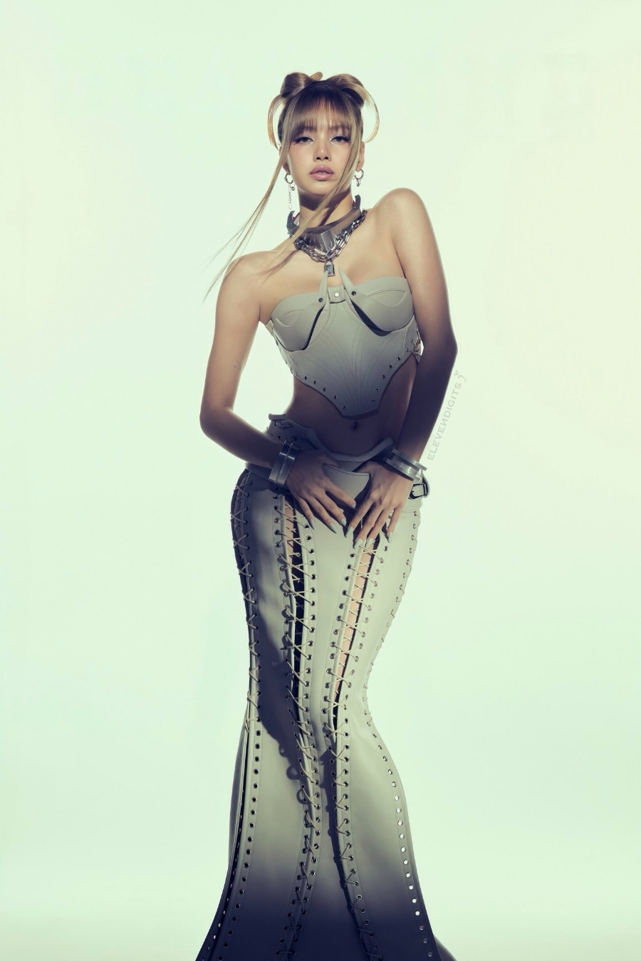 AOJIEROU Armor Wedding Dress design details